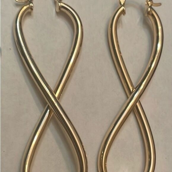 18K GOLD FILLED INFINITY EARRINGS - Picture 6 of 6